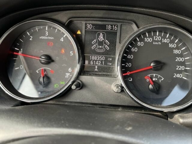 Синій Ніссан Кашкай, об'ємом двигуна 1.5 л та пробігом 189 тис. км за 10899 $, фото 5 на Automoto.ua