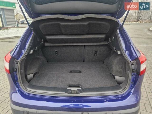 Синий Ниссан Кашкай, объемом двигателя 1.6 л и пробегом 200 тыс. км за 14850 $, фото 10 на Automoto.ua