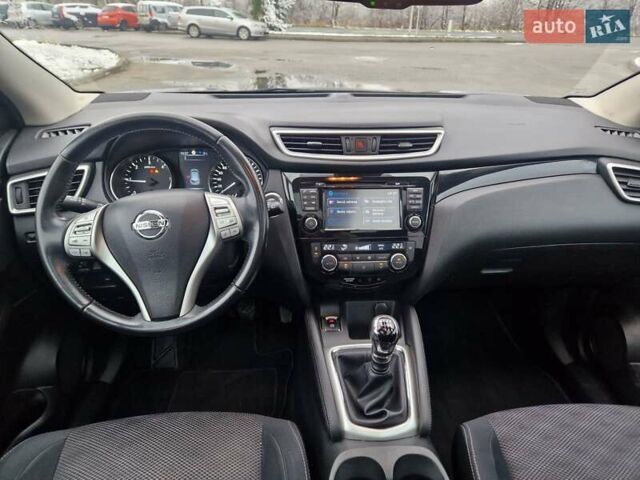 Синий Ниссан Кашкай, объемом двигателя 1.6 л и пробегом 200 тыс. км за 14850 $, фото 25 на Automoto.ua