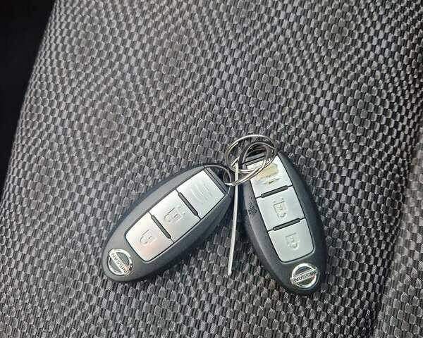 Синий Ниссан Кашкай, объемом двигателя 1.6 л и пробегом 200 тыс. км за 14850 $, фото 40 на Automoto.ua