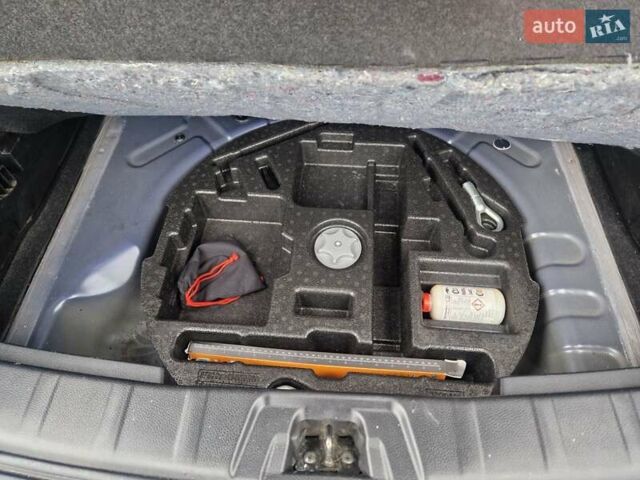 Синий Ниссан Кашкай, объемом двигателя 1.6 л и пробегом 200 тыс. км за 14850 $, фото 12 на Automoto.ua