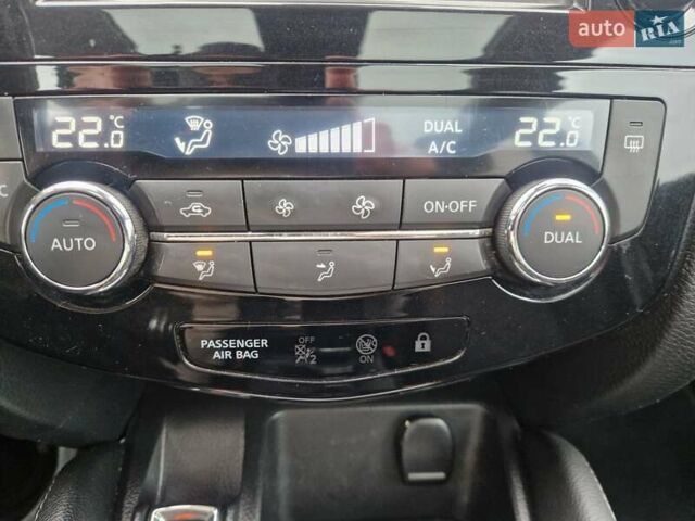 Синий Ниссан Кашкай, объемом двигателя 1.6 л и пробегом 200 тыс. км за 14850 $, фото 24 на Automoto.ua