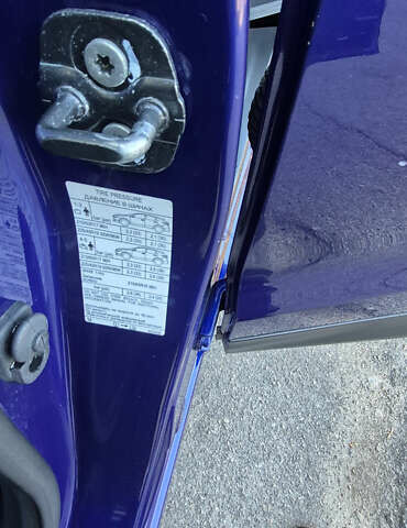 Синій Ніссан Кашкай, об'ємом двигуна 1.2 л та пробігом 132 тис. км за 13850 $, фото 4 на Automoto.ua