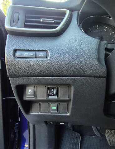 Синій Ніссан Кашкай, об'ємом двигуна 1.2 л та пробігом 132 тис. км за 13850 $, фото 54 на Automoto.ua