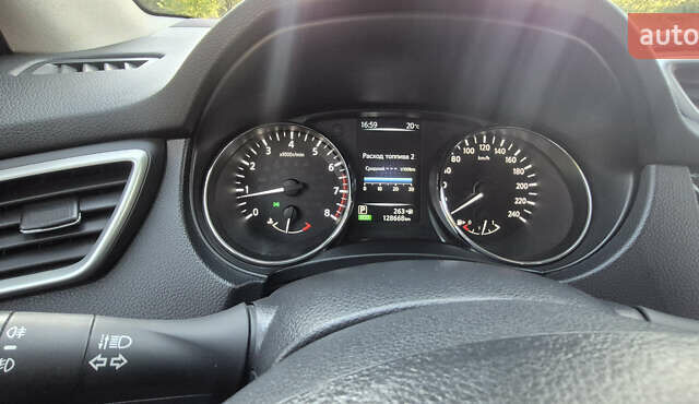 Синій Ніссан Кашкай, об'ємом двигуна 1.2 л та пробігом 132 тис. км за 13850 $, фото 1 на Automoto.ua