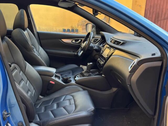 Синій Ніссан Кашкай, об'ємом двигуна 1.6 л та пробігом 57 тис. км за 6000 $, фото 7 на Automoto.ua