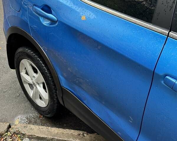 Синий Ниссан Кашкай, объемом двигателя 1.6 л и пробегом 180 тыс. км за 17000 $, фото 8 на Automoto.ua