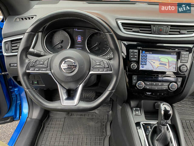Синий Ниссан Кашкай, объемом двигателя 1.6 л и пробегом 149 тыс. км за 17000 $, фото 45 на Automoto.ua