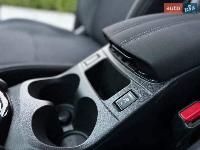 Синий Ниссан Кашкай, объемом двигателя 1.6 л и пробегом 107 тыс. км за 16350 $, фото 77 на Automoto.ua