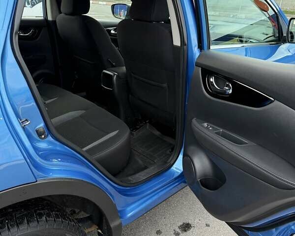 Синий Ниссан Кашкай, объемом двигателя 1.6 л и пробегом 101 тыс. км за 18000 $, фото 12 на Automoto.ua