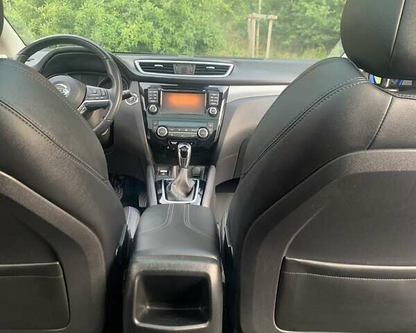 Синий Ниссан Кашкай, объемом двигателя 1.6 л и пробегом 87 тыс. км за 19990 $, фото 23 на Automoto.ua