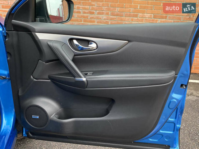 Синий Ниссан Кашкай, объемом двигателя 1.6 л и пробегом 149 тыс. км за 17000 $, фото 39 на Automoto.ua