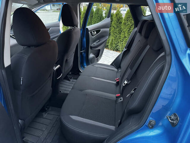 Синий Ниссан Кашкай, объемом двигателя 1.6 л и пробегом 107 тыс. км за 16350 $, фото 88 на Automoto.ua