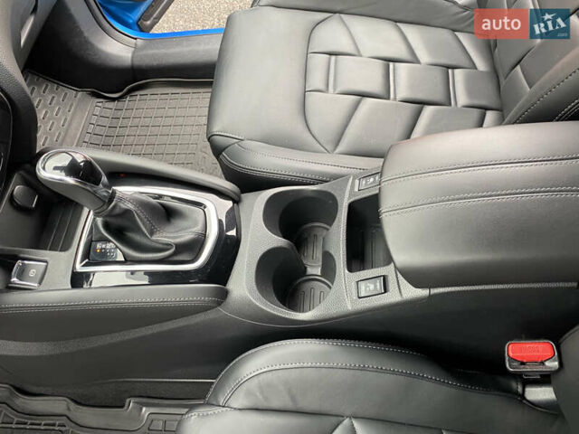 Синий Ниссан Кашкай, объемом двигателя 1.6 л и пробегом 149 тыс. км за 17000 $, фото 50 на Automoto.ua