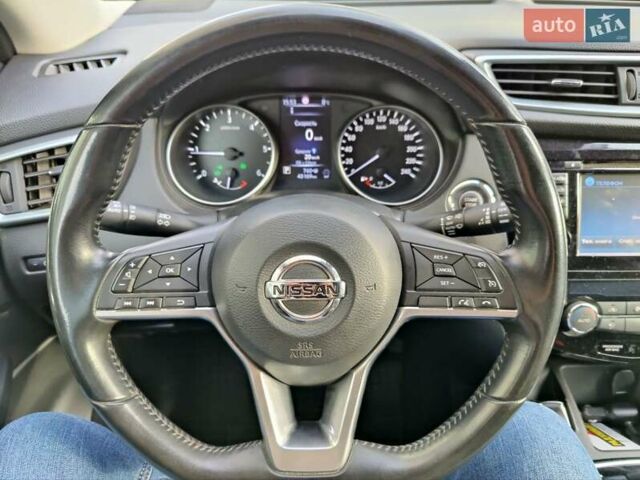 Синий Ниссан Кашкай, объемом двигателя 1.6 л и пробегом 40 тыс. км за 24000 $, фото 5 на Automoto.ua