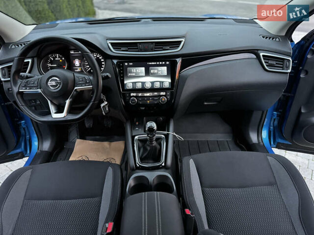 Синий Ниссан Кашкай, объемом двигателя 1.6 л и пробегом 107 тыс. км за 16350 $, фото 64 на Automoto.ua