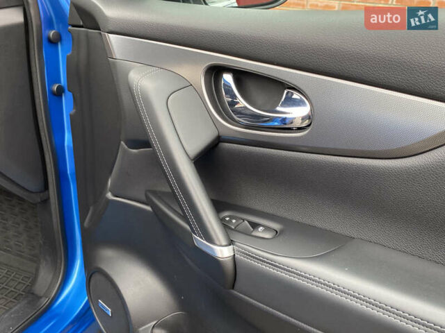 Синий Ниссан Кашкай, объемом двигателя 1.6 л и пробегом 149 тыс. км за 17000 $, фото 40 на Automoto.ua