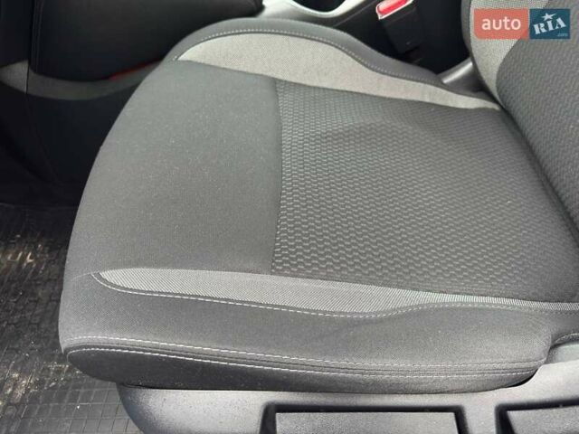 Синий Ниссан Кашкай, объемом двигателя 2 л и пробегом 121 тыс. км за 17800 $, фото 14 на Automoto.ua