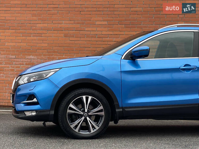 Синий Ниссан Кашкай, объемом двигателя 1.6 л и пробегом 149 тыс. км за 17000 $, фото 4 на Automoto.ua