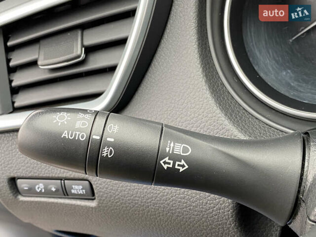 Синий Ниссан Кашкай, объемом двигателя 1.6 л и пробегом 149 тыс. км за 17000 $, фото 48 на Automoto.ua