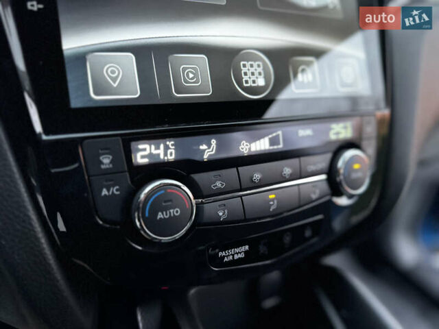 Синий Ниссан Кашкай, объемом двигателя 1.6 л и пробегом 107 тыс. км за 16350 $, фото 78 на Automoto.ua