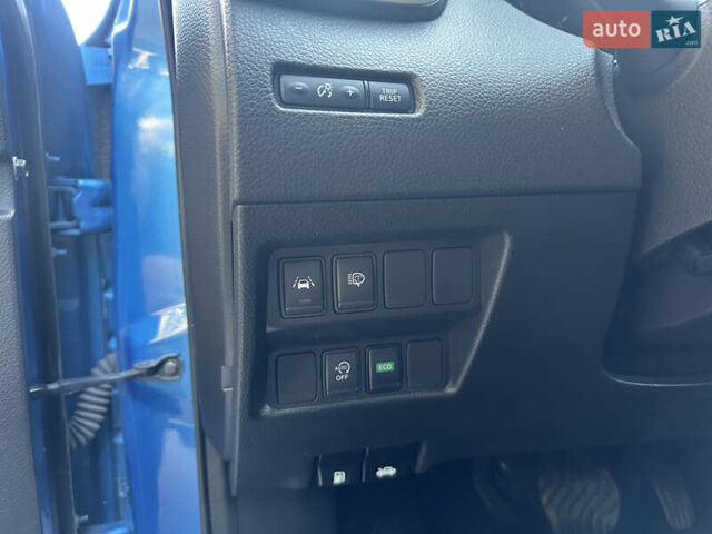 Синий Ниссан Кашкай, объемом двигателя 1.6 л и пробегом 101 тыс. км за 18999 $, фото 38 на Automoto.ua