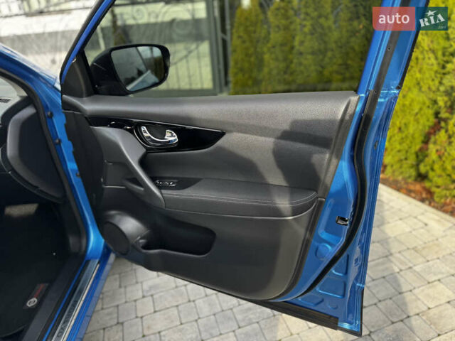 Синий Ниссан Кашкай, объемом двигателя 2 л и пробегом 60 тыс. км за 17900 $, фото 90 на Automoto.ua