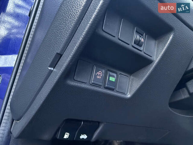 Синий Ниссан Кашкай, объемом двигателя 1.6 л и пробегом 186 тыс. км за 18790 $, фото 62 на Automoto.ua