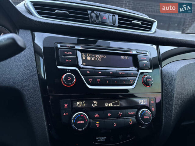 Синий Ниссан Кашкай, объемом двигателя 1.6 л и пробегом 186 тыс. км за 18790 $, фото 82 на Automoto.ua