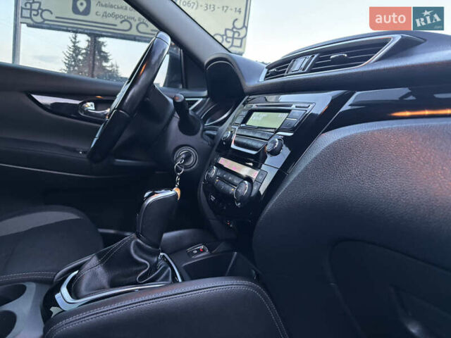 Синий Ниссан Кашкай, объемом двигателя 1.6 л и пробегом 186 тыс. км за 18790 $, фото 69 на Automoto.ua