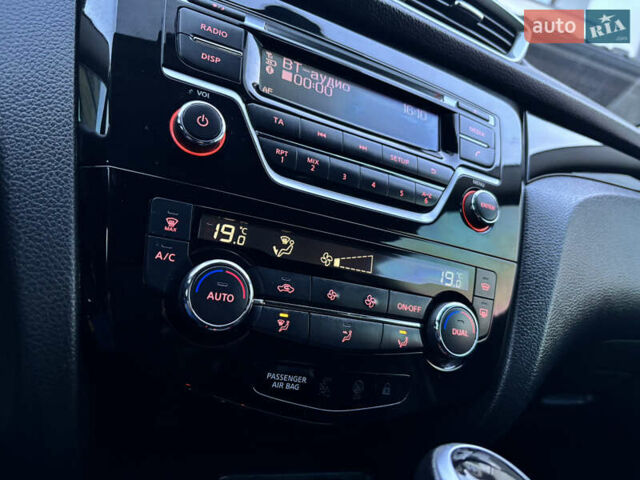 Синий Ниссан Кашкай, объемом двигателя 1.6 л и пробегом 186 тыс. км за 18790 $, фото 79 на Automoto.ua