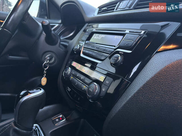 Синий Ниссан Кашкай, объемом двигателя 1.6 л и пробегом 186 тыс. км за 18790 $, фото 73 на Automoto.ua