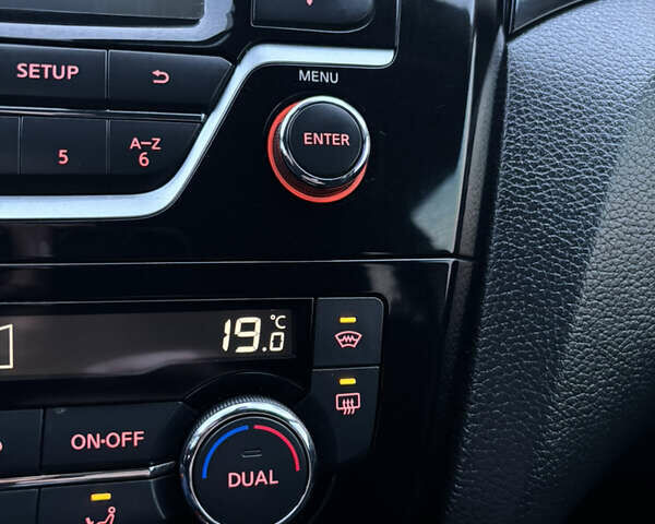 Синий Ниссан Кашкай, объемом двигателя 1.6 л и пробегом 186 тыс. км за 18790 $, фото 81 на Automoto.ua