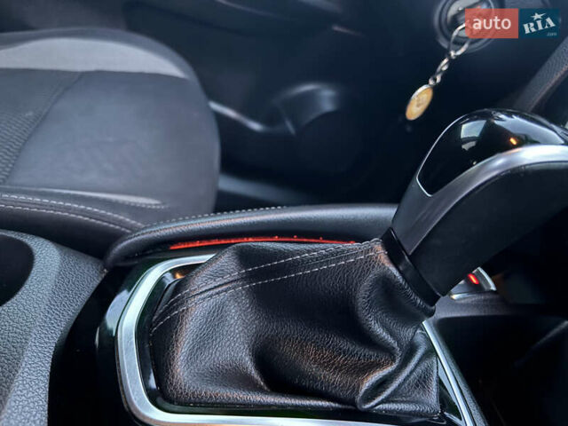 Синий Ниссан Кашкай, объемом двигателя 1.6 л и пробегом 186 тыс. км за 18790 $, фото 71 на Automoto.ua