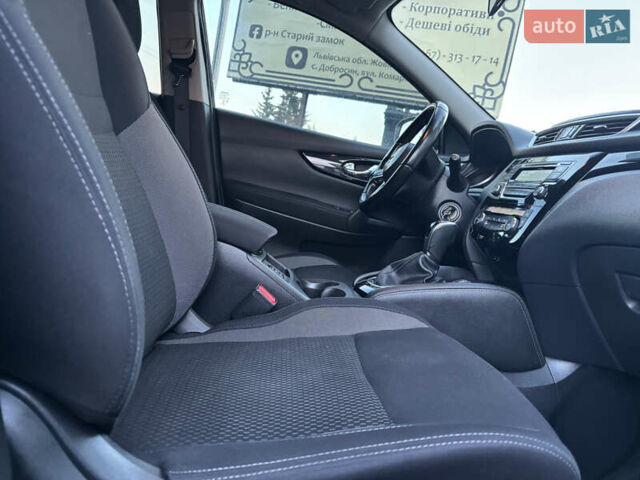 Синий Ниссан Кашкай, объемом двигателя 1.6 л и пробегом 186 тыс. км за 18790 $, фото 65 на Automoto.ua