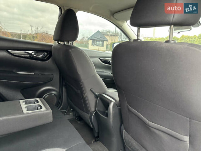 Синий Ниссан Кашкай, объемом двигателя 1.6 л и пробегом 186 тыс. км за 18890 $, фото 70 на Automoto.ua