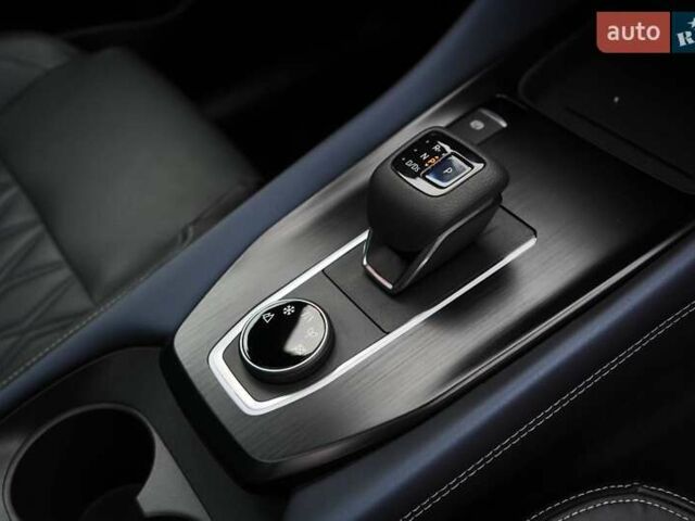 Синий Ниссан Кашкай, объемом двигателя 1.33 л и пробегом 1 тыс. км за 29500 $, фото 19 на Automoto.ua