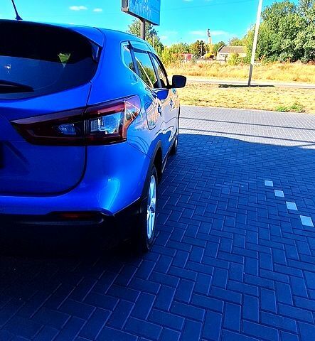 Ніссан Кашкай 2021 у Кропивницькому (Кіровограді) на Automoto.ua Синій Ніссан Кашкай, об'ємом двигуна 1.6 л та пробігом 46 тис. км за 25300 $, фото 1 на Automoto.ua