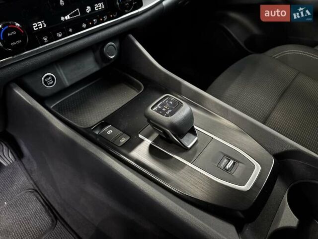 Синій Ніссан Кашкай, об'ємом двигуна 1.33 л та пробігом 67 тис. км за 24500 $, фото 45 на Automoto.ua