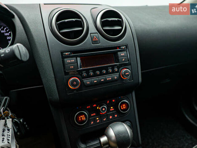 Зеленый Ниссан Кашкай, объемом двигателя 1.6 л и пробегом 109 тыс. км за 10163 $, фото 15 на Automoto.ua