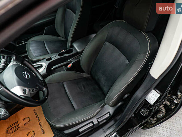 Зеленый Ниссан Кашкай, объемом двигателя 1.6 л и пробегом 109 тыс. км за 10163 $, фото 8 на Automoto.ua