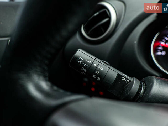 Зеленый Ниссан Кашкай, объемом двигателя 1.6 л и пробегом 109 тыс. км за 10163 $, фото 14 на Automoto.ua