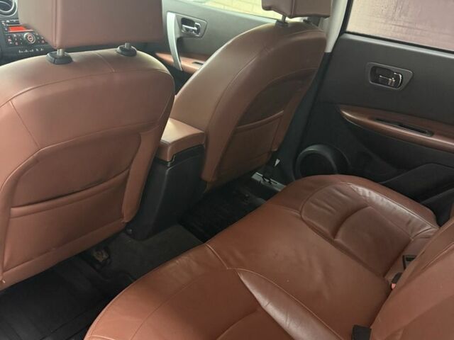 Оранжевый Ниссан Кашкай, объемом двигателя 2 л и пробегом 214 тыс. км за 7500 $, фото 6 на Automoto.ua