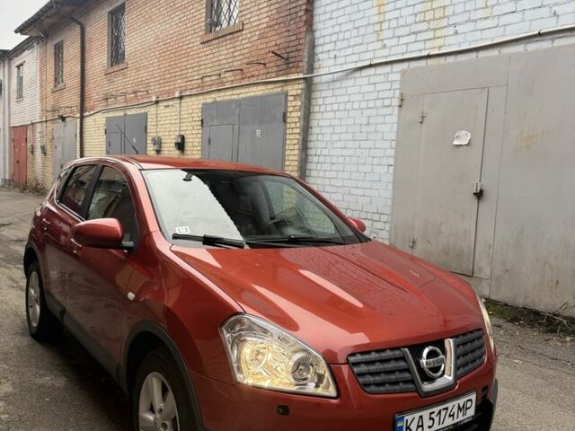 Оранжевый Ниссан Кашкай, объемом двигателя 2 л и пробегом 214 тыс. км за 7500 $, фото 1 на Automoto.ua