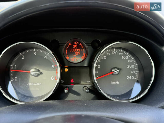 Помаранчевий Ніссан Кашкай, об'ємом двигуна 2 л та пробігом 308 тис. км за 8300 $, фото 59 на Automoto.ua