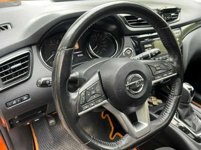 Оранжевый Ниссан Кашкай, объемом двигателя 2 л и пробегом 96 тыс. км за 14300 $, фото 9 на Automoto.ua