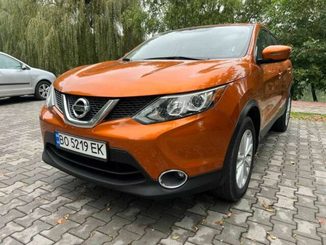 Оранжевый Ниссан Кашкай, объемом двигателя 2 л и пробегом 96 тыс. км за 14300 $, фото 4 на Automoto.ua