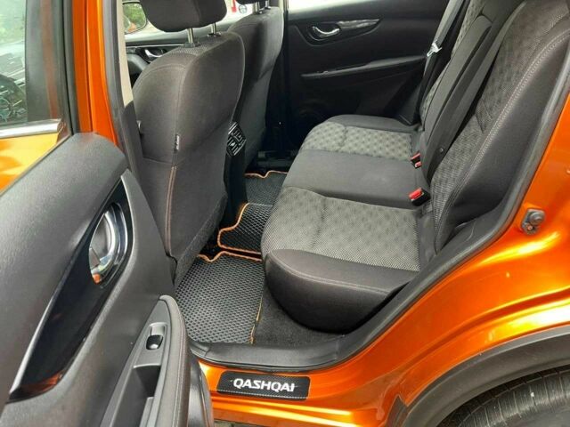 Оранжевый Ниссан Кашкай, объемом двигателя 2 л и пробегом 96 тыс. км за 14300 $, фото 21 на Automoto.ua