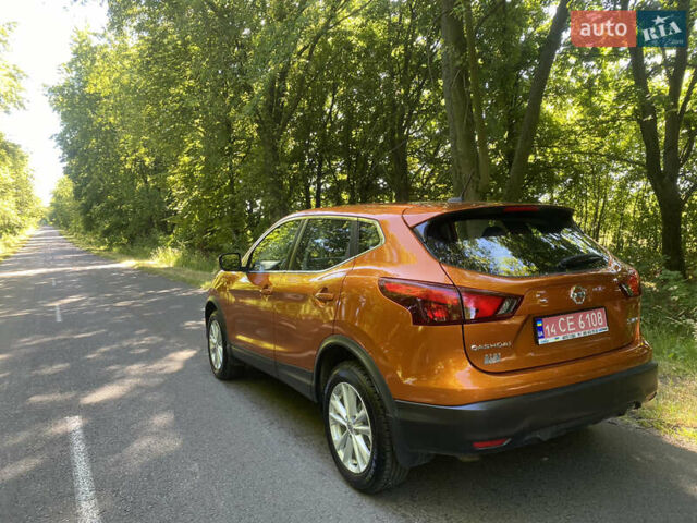 Оранжевый Ниссан Кашкай, объемом двигателя 2 л и пробегом 50 тыс. км за 16500 $, фото 7 на Automoto.ua