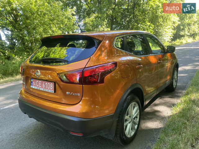 Оранжевый Ниссан Кашкай, объемом двигателя 2 л и пробегом 50 тыс. км за 16500 $, фото 5 на Automoto.ua